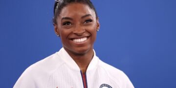 Simone Biles Height