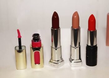 Lipstick Alley